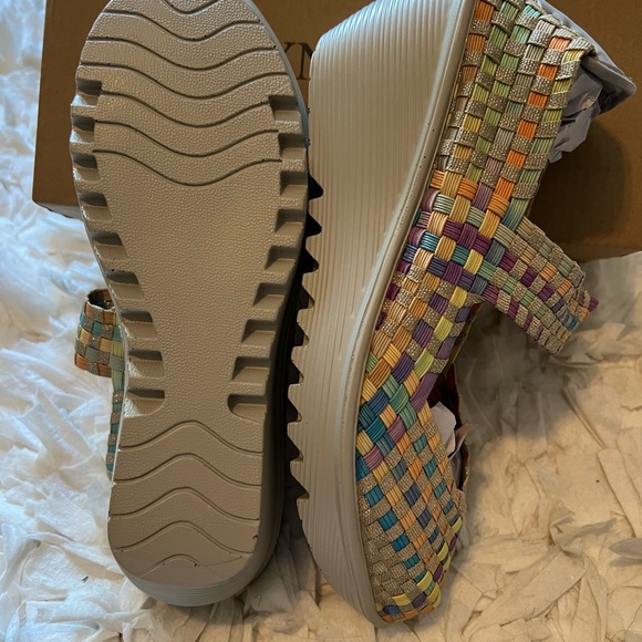 Pastel, woven comfort shoe size 9 - Picture 4 of 6